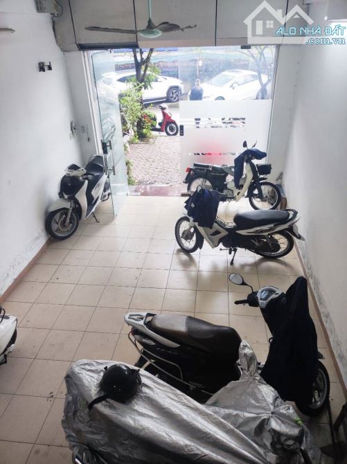 Bán Nhà phân lô, Ô tô đỗ, Mai Dịch, Trần Vỹ, Doãn Kế Thiện, Cầu Giấy.  50m2. Giá: 20,2 Tỷ - 2