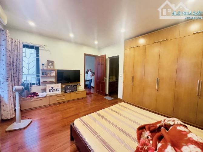 Phố Lạc Trung, Phân lô Vỉa hè, Ô tô dừng đỗ 24/7, dt 88m2, 4 tầng, mt 8m, Giá 28.3 tỷ. - 2
