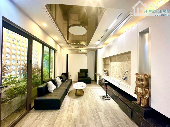 Bán nhà 4,5 tầng 79m2 phố Trần Nhật Duật, Cầu Đất, Ngô Quyền.  Giá chỉ 5,8 tỷ - 24