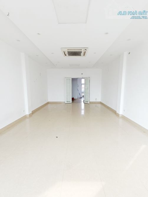 Cho thuê LK 90 Nguyễn Tuân, Thanh Xuân. DT 70m2, 5 tầng thang máy, đủ điều hòa - 3