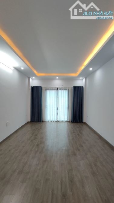 ✨ CỰC PHẨM GIÁ RẺ GẦN TRUNG TÂM – Hữu Hòa Thanh Trì chỉ hơn 4 tỷ!  5 phút tới Nguyễn Xiển - 3