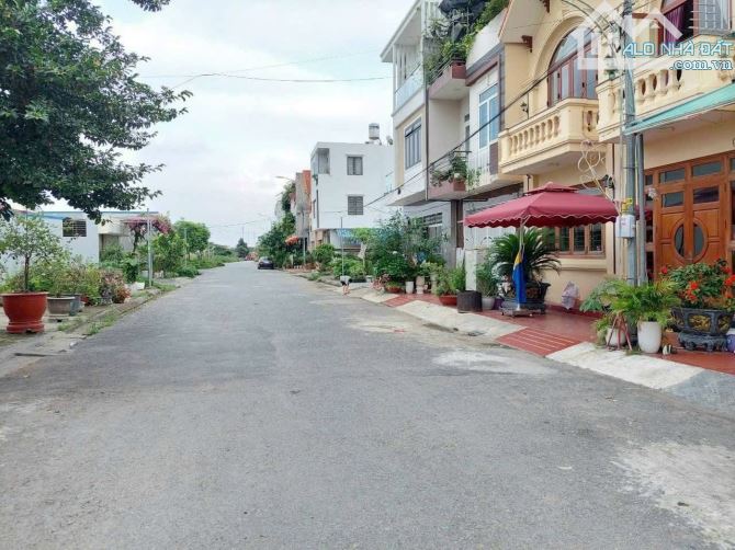 Chính chủ gửi bán lô đất trục chính Tái định cư đường dứa  Đằng Hả - 3