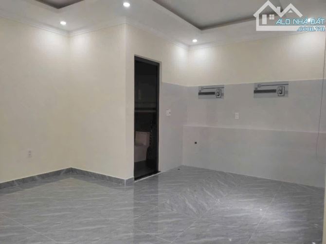 🏠 BÁN CĂN NHÀ VỪA Ở, VỪA CÓ THU NHẬP CHO THUÊ NGÔ THÌ P4 ( P XUÂN HƯƠNG) - 2.5 TỶ - 3