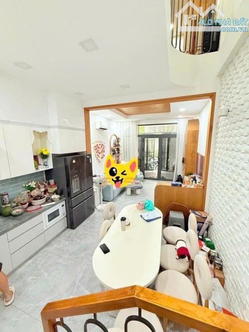 CHÍNH CHỦ BÁN NHÀ NGUYỄN TRỌNG TUYỂN,Q PHÚ NHUẬN, DT 100M2,GIÁ 14 TỶ TL,NHÀ ĐẸP - 3