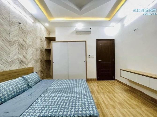 NGỘP TIỀN XOAY CÔNG VIỆC BÁN NHÀ ĐƯỜNG TRẦN HƯNG ĐẠO, QUẬN 1. GIÁ 5 TỶ 470/ 5mx18,5m. SHR - 3