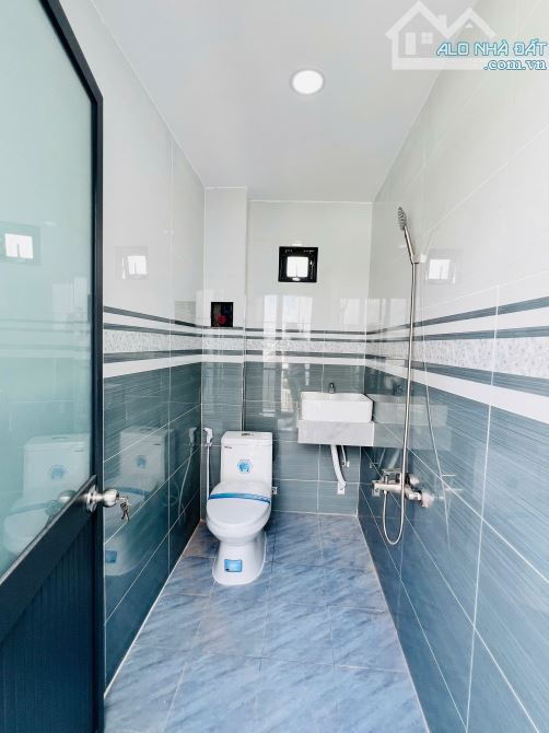 Nhà 1 tấm 100m2/2ty690 giáp Bình Chánh, sổ có hoàn công - 3