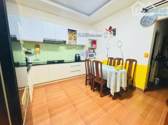 9 TỶ  NHÀ MẶT TIỀN LÊ THÁNH TÔN - P. CAM LY ĐÀ LẠT - 3