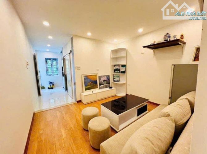 Bán tập thể Hoàng Ngọc Phách sổ to - 70m2 - 3 ngủ - 2WC - full nộ thất về ở ngay - 3