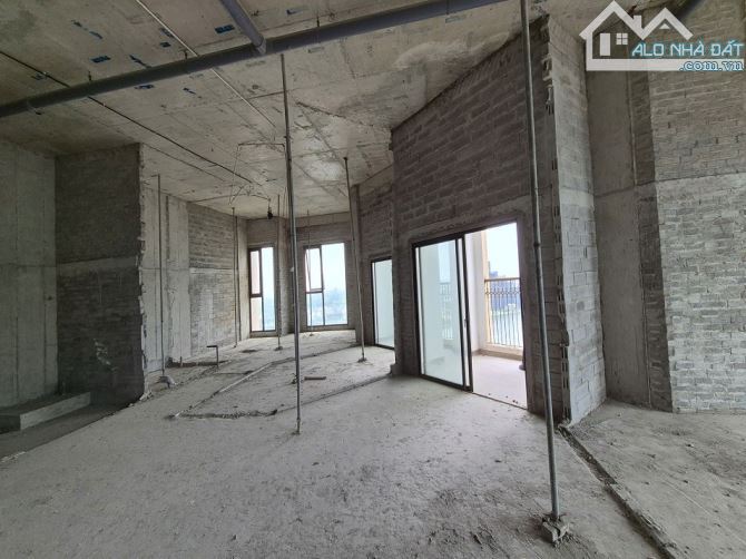 Hiếm! Penthouse tòa Eldorado Lạc Long Quân, căn góc, view hồ tây 240m2 - 3