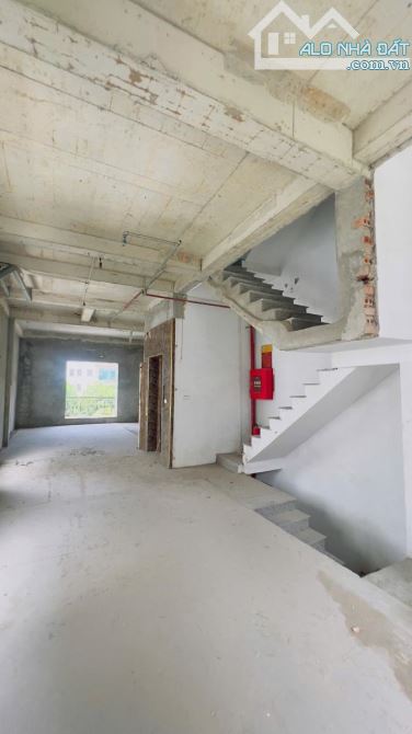 BÁN NHÀ LK PHỐ TÔN THẤT THUYẾT CẦU GIẤY 55 TỶ DT 100M2 MT 5.5M 6T VIEW SÂN CHƠI VỈA HÈ Ô T - 3
