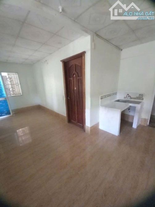 Cho thuê Kho 220 m2 đường Võ Văn Kiệt 7 triệu tiện chứa hàng - 3
