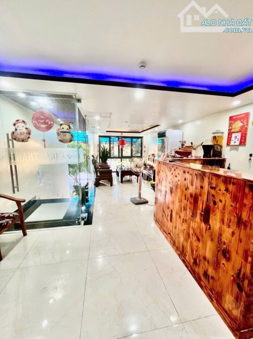 KHÁCH SẠN 5 TẦNG, 14 PHÒNG KHÁCH SẠN, DT 80 TRIỆU/ THÁNG - HÒA XUÂN - 3