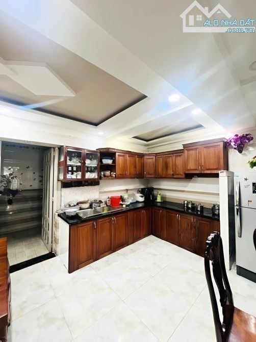 HẺM XE TẢI THÔNG TỈNH LỘ 10 LÊ ĐÌNH CẨN 3 Tầng 6M20M NỞ HẬU TÀI LỘC 6.5M Chỉ 7.6TỶ - 3