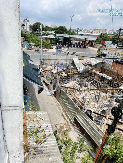 DƯƠNG QUẢNG HÀM P5 GÒ VẤP CÁCH 1 CĂN RA MẶT TIỀN - XE HƠI NGỦ TRONG NHÀ - CHDV 11PN DÒNG T - 4