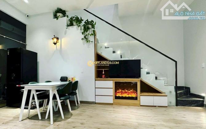 Nhà Phố 2 Tầng, Hẻm Ô Tô Lớn 5m Nguyễn Trung Trực, 64m2 Chỉ 6,5 tỷ - 4