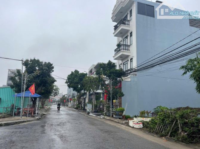 Chính chủ gửi bán lô đất trục chính Tái định cư đường dứa  Đằng Hả - 4