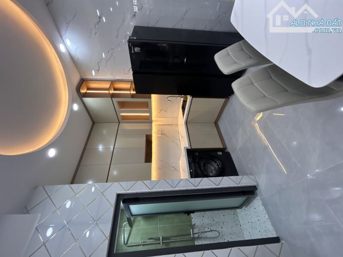 NHÀ MỚI 2 TẦNG GIÁ MỀM NGAY CHỢ HẠNH THÔNG TÂY - 3,95T - 4
