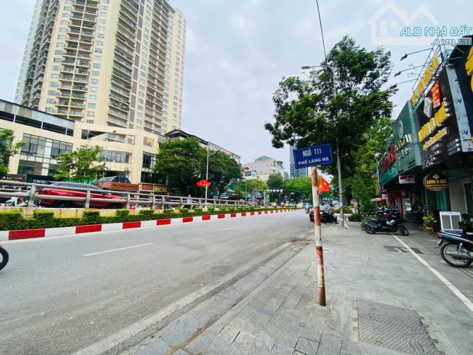 Bán nhà Lô góc Mặt phố Láng Hạ dt 25m2 6 tầng mt 9 - 4