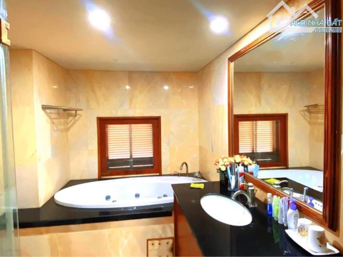 Bán nhà phố Cửa Bắc, quận Ba Đình, 2 thoáng, gần mặt phố, 62m, MT6m, 5 tầng đẹp. - 4