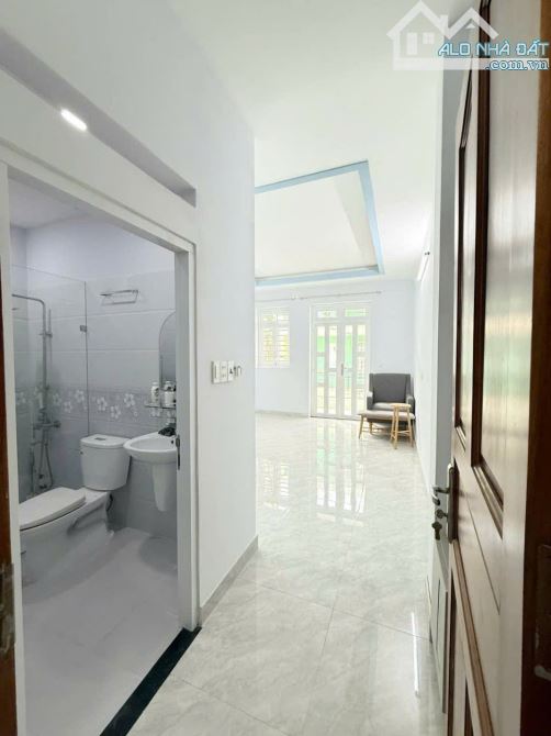 🍀CHỈ NHỈNH 9 TỶ CÓ NGAY NHÀ MẶT TIỀN KHU TÊN LỬA - 4x16m - 4 TẦNG MỚI ĐẸP - ĐƯỜNG XE HƠI - 4