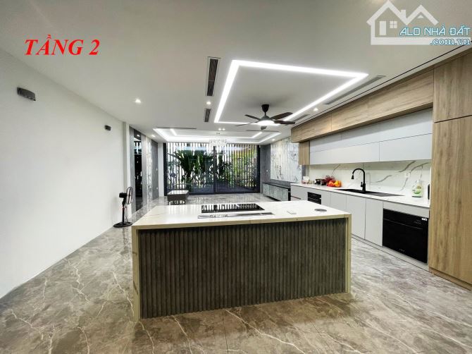 PHÂN LÔ XUÂN LA, CẠNH HỒ TÂY, 2 THOÁNG OTO TRÁNH, CÂY XANH, 6 TẦNG TM, 90m2 28 Tỷ - 4