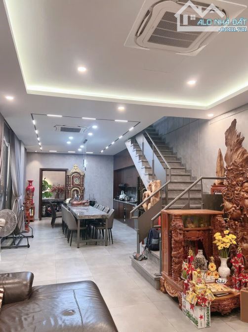 19,5Tỷ TL🔥Bán Biệt Thự Ngang 9m Kế BigC Go_MT đường Hai Bà Trưng Mới, p.Đông Hòa_Tp.Dĩ An - 4
