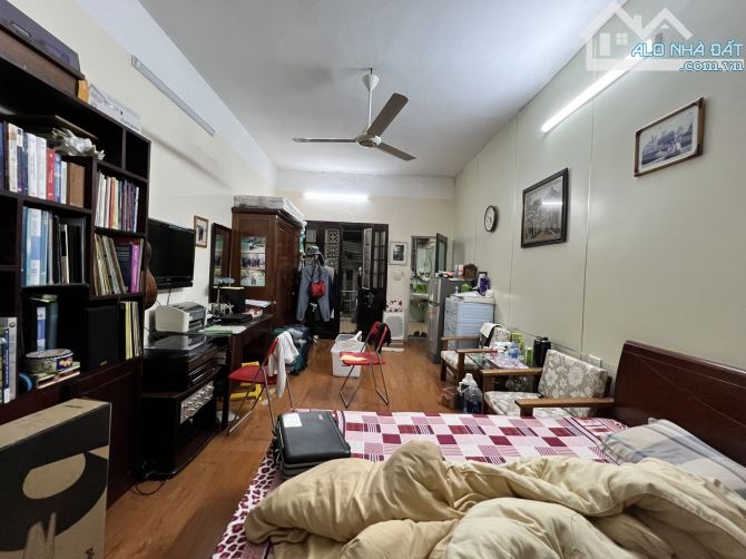 Nhà Mặt Phố Cổ Hoàn Kiếm, Ô Tô 2 Chiều, Kinh Doanh Sầm Uất, Sổ Đỏ Chính Chủ, Giá 70 tỷ - 4