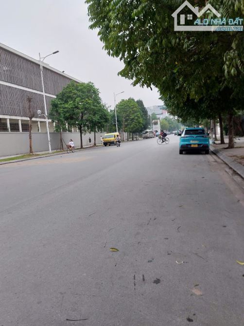 Bán đất phố Ngọc Thụy 120m2- mặt tiền 4.5m- 17 tỷ, ô tô, gần trường Việt Pháp - 4