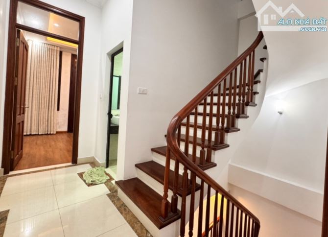 Bán nhà mặt phố Văn Quán, Hà Đông – Gần hồ – Kinh doanh sầm uất, 45m2, 5T, mt4m, 13 tỷ - 4