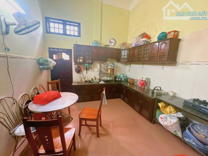 BÁN NHÀ MỸ ĐA ĐÔNG - 2MT TRƯỚC SAU BỀ NGANG 12M BẤT CHẤP XÂY MỌI LOẠI HÌNH DỊCH VỤ  - KV T - 4