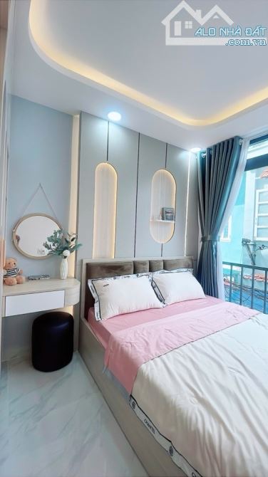 🔥SIÊU PHẨM CHÂN DÀI 🔥- NƠ TRANG LONG BÌNH THẠNH - 4 TẦNG MỚI ĐẸP - SÁT MẶT TIỀN - 4.95Tỷ - 4