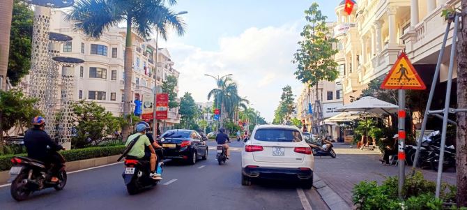 🔥 NGAY KDC CITYLAND - CHỈ 1P QUA LOTTEMART N.V.L- 56M2 NGANG HƠN 4M - NHỈNH 5 TỶ 🌹 - 4