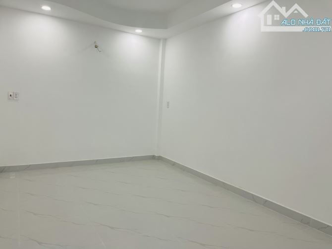 HẺM XE TẢI KINH DOANH - NHÀ MỚI LÊ ĐỨC THỌ - 2 TẦNG 80m2 VUÔNG A4 - 5.6 TỶ - 4
