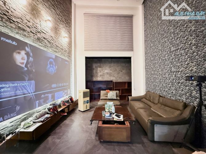 SMARTHOME RUSTIC INDUSTRIAL - CHÍNH CHỦ THIẾT KẾ - XEM LÀ ƯNG NGAY - hơn 9 ĐỒNG - 1