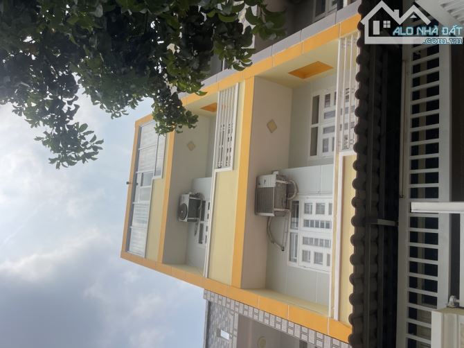BÁN NHÀ KHU PHÂN LÔ GAY CHỢ BÌNH ĐIỀN P7 QUẬN 8- 80M 4TẦNG 4 PN RỘNG LỚN CHỈ 6.X T.Ỷ - 4