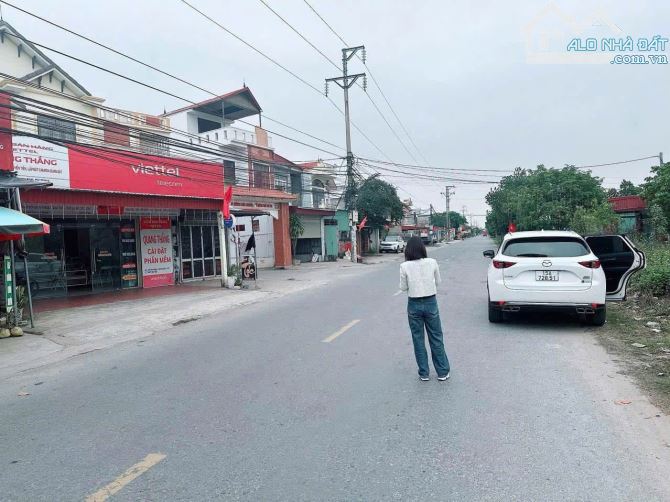 Hoa Hậu Mặt Đường 402 Tư Thuỷ Hoà Nghĩa Dương Kinh Đón Cầu Rào 3 chạy qua - 4