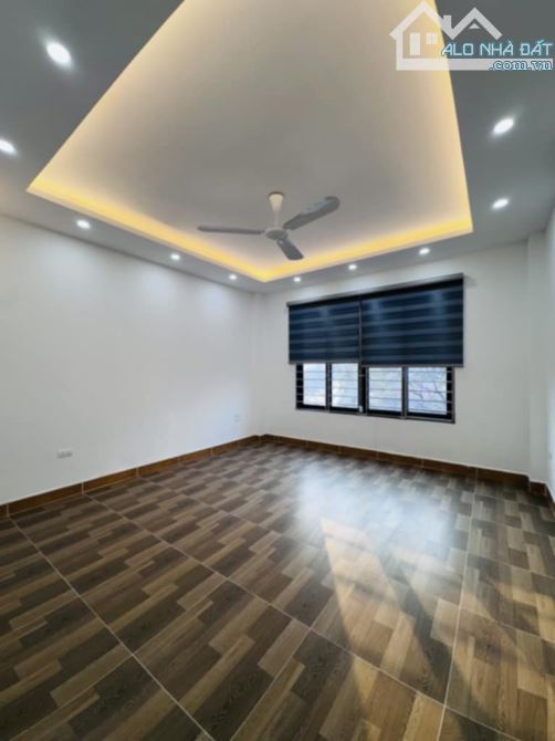 BÁN NHÀ LINH ĐÀM 6 TẦNG Ô TÔ ĐỖ CỬA NHÀ MỚI THANG MÁY 73M2 MT 5M - 4
