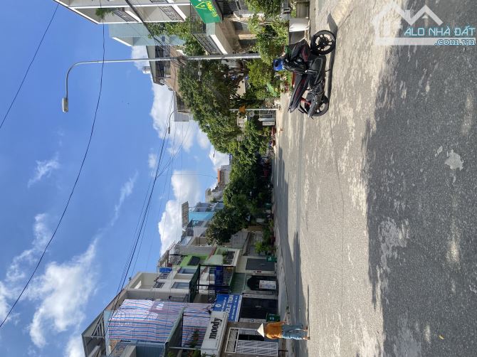 KHU KINH DOANH VIP - ĐƯỜNG NHỰA 8M THÔNG - VÀI PHÚT RA VINCOM - NGAY TRƯỜNG ĐH GTVT - 4