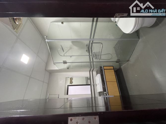 Bán chung cư Golden Land Nguyễn Trãi 96m2, FULL ĐỒ Ở NGAY - Có slot ô tô - Giá 7.2 tỷ - 5