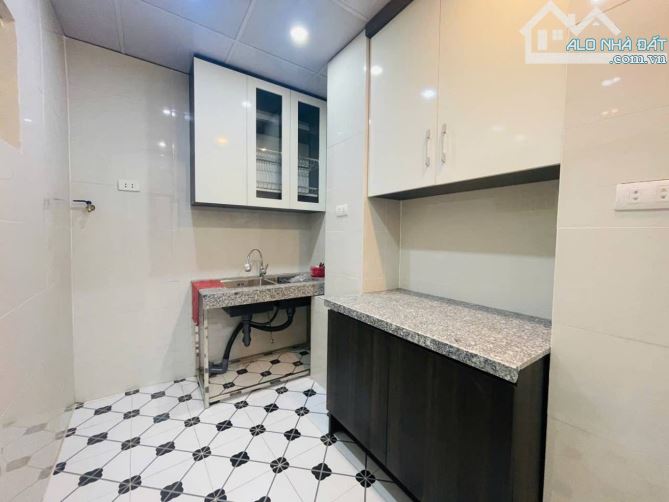 Bán nhà tập thể tầng 2 nhà E Phương Mai, sử dụng 60m2, 2 ngủ giá 3.9 tỷ (còn thương lượng) - 5