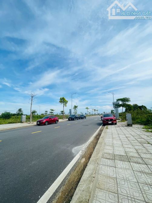 HÀNG HIẾM: LÔ ĐÔI CL 137 TRỤC 10M5 HƯỚNG ĐÔNG NAM SÁT THỊ TRẤN - 5