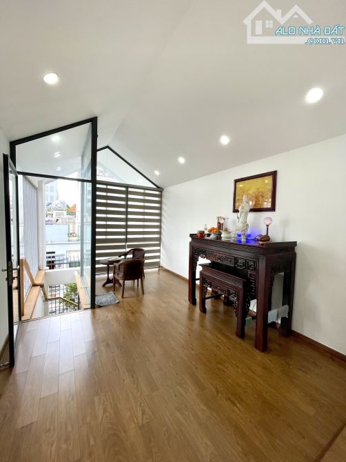 NGAY HÒA BÌNH- LŨY BÁN BÍCH- NHÀ 3 TẦNG ĐẸP BTCT - 40M2 - HOÀN CÔNG ĐỦ- NHỈNH 4 TỶ - 5