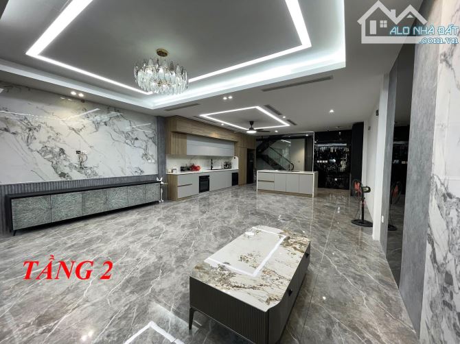 PHÂN LÔ XUÂN LA, CẠNH HỒ TÂY, 2 THOÁNG OTO TRÁNH, CÂY XANH, 6 TẦNG TM, 90m2 28 Tỷ - 5