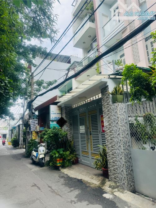 NGAY CHUNG CƯ PHÚC YÊN PHAN HUY ÍCH-Ô TÔ ĐỖ CỬA-KHU PHÂN LÔ-4 TẦNG KIÊN CỐ-DT 4Mx15M - 5