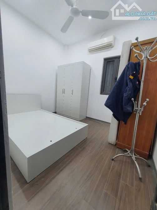 BÁN NHÀ 3 TẦNG GẦN PHỐ MINH KHAI – FULL NỘI THẤT – 2 MẶT THOÁNG – 6,15 TỶ