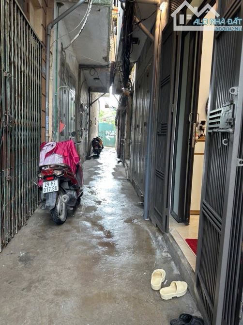 Trương Đinh 25m 2 tầng xây mới, thiết kế 2 PN 2 WC, giá hơn 2 tỷ