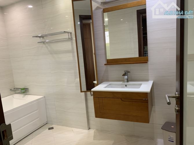 Căn hộ đỉnh như KS 5* Phố Bùi Thị Xuân, DT 140m2, 2 PN, giá thuê 37tr. ( Đã bao gồm dv ) - 5