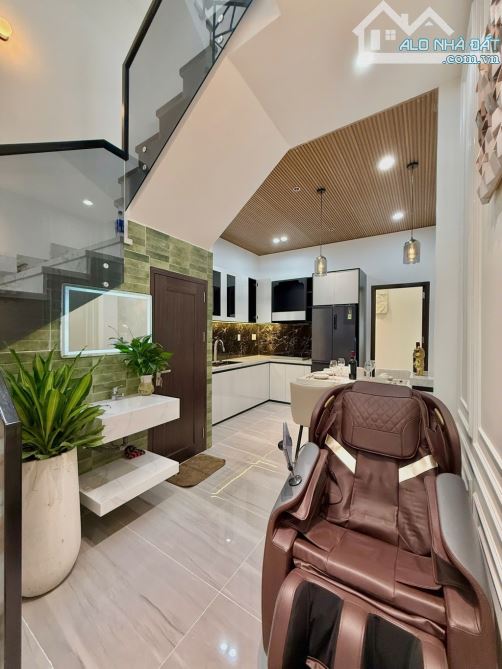 BÁN NHÀ 3 TẦNG FULL NỘI THẤT NGUYỄN THÀNH HÃN - 52M2 - 4TỶXXX - KIỆT Ô TÔ - TT HẢI CHÂU - 5