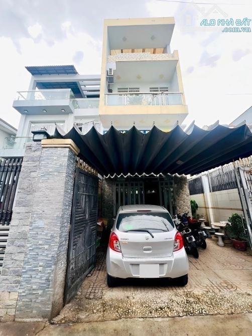 HẺM XE TẢI THÔNG TỈNH LỘ 10 LÊ ĐÌNH CẨN 3 Tầng 6M20M NỞ HẬU TÀI LỘC 6.5M Chỉ 7.6TỶ - 5