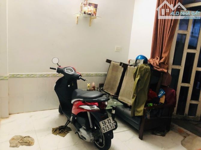 Bán Nhà 76m2, hẻm 2771 Huỳnh Tấn Phát, Gần Phà Bình Khánh, Giá 3.3 Tỷ - 5